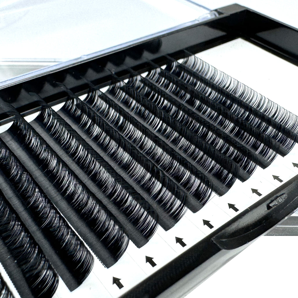 Elevate your beauty business with a wholesale supply of 0.05 D Curl individual eyelashes. Bulk purchase options for lash professionals and technicians looking for premium eyelash extensions.  Mejore su negocio de belleza con un suministro mayorista de pestañas individuales 0.05 D Curl. Opciones de compra al por mayor para profesionales y técnicos de pestañas que buscan extensiones de pestañas premium.